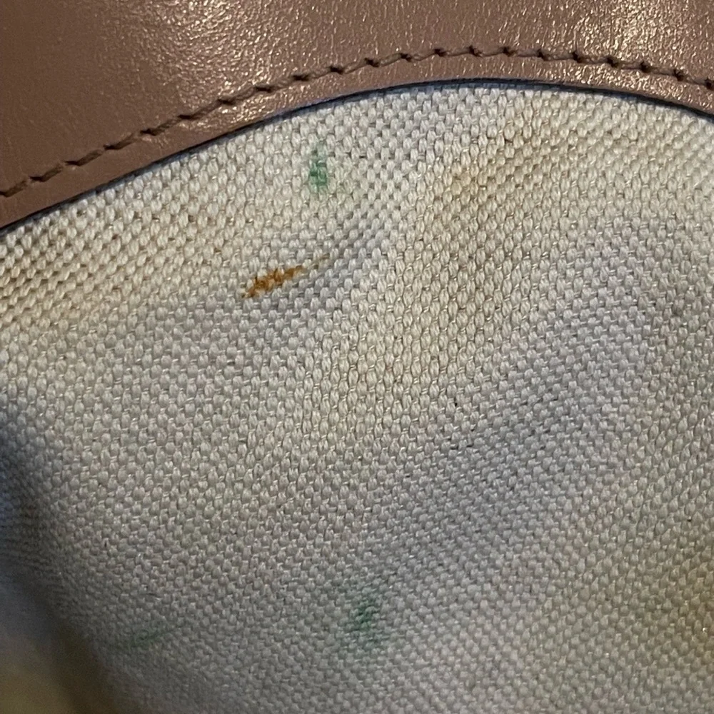 Gucci Handbag - Picture 13 of 16